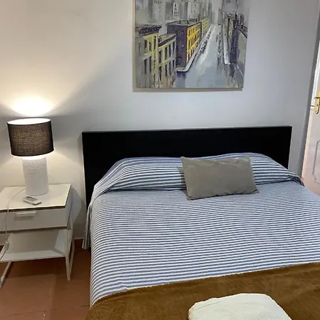 ゲストハウス The Tiles House